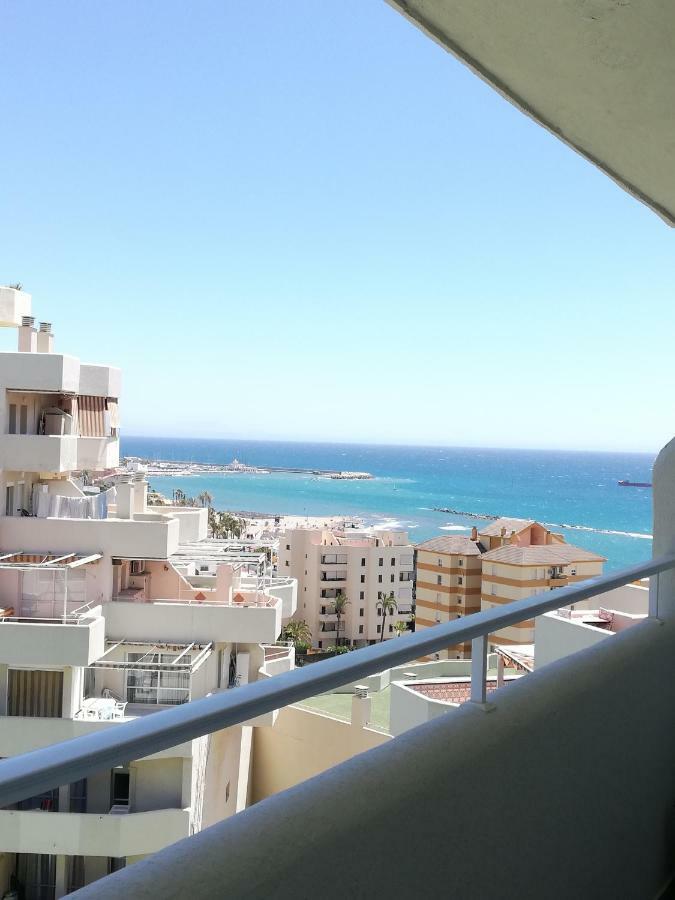 Benalbeach Jr Suite Málaga Eksteriør bilde